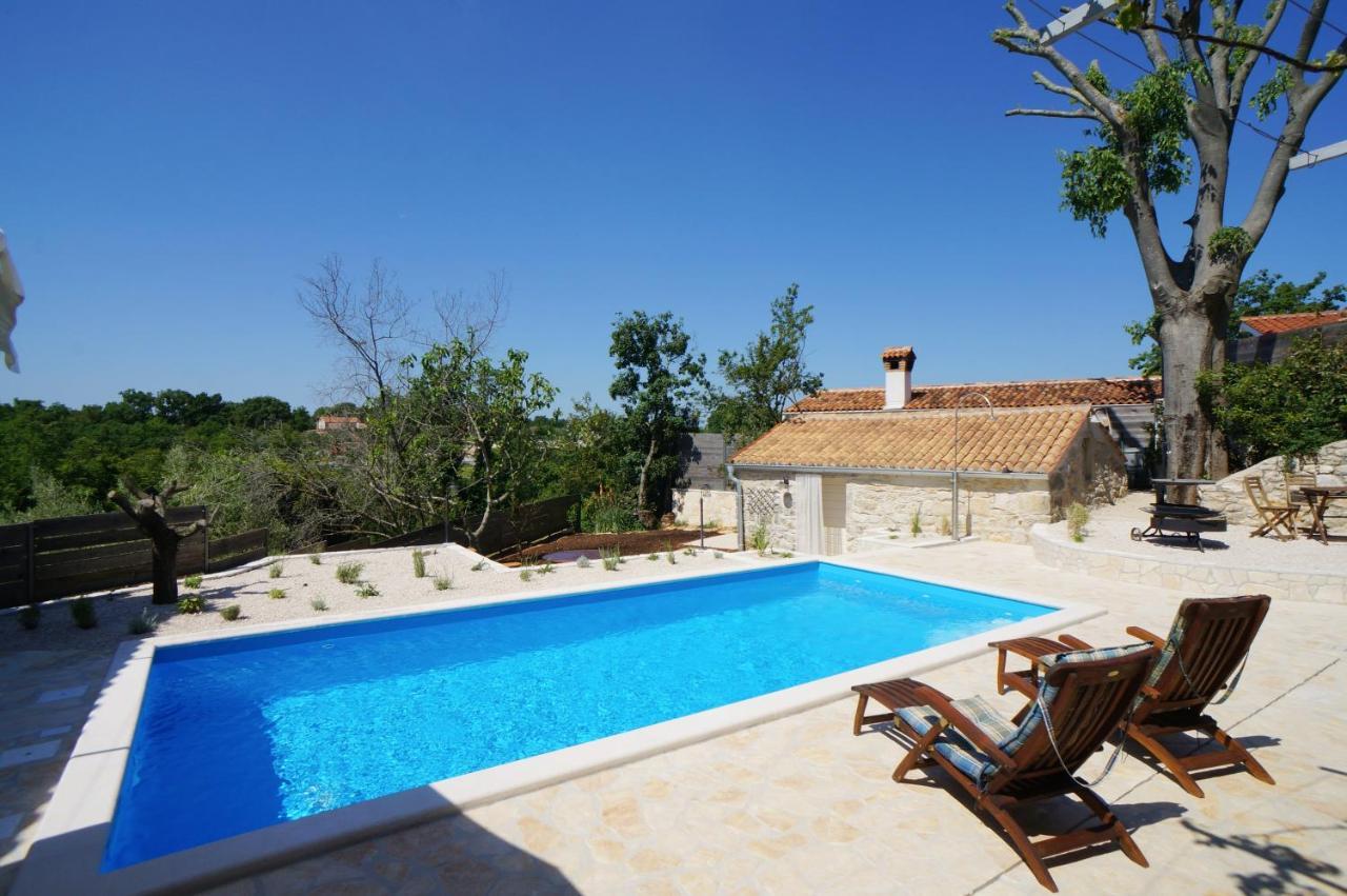 Ferienhaus Villa Alisia, Wunderschoenes Natursteinhaus Bei Porec, Istrien, Kroatien Vranje Selo Exterior photo